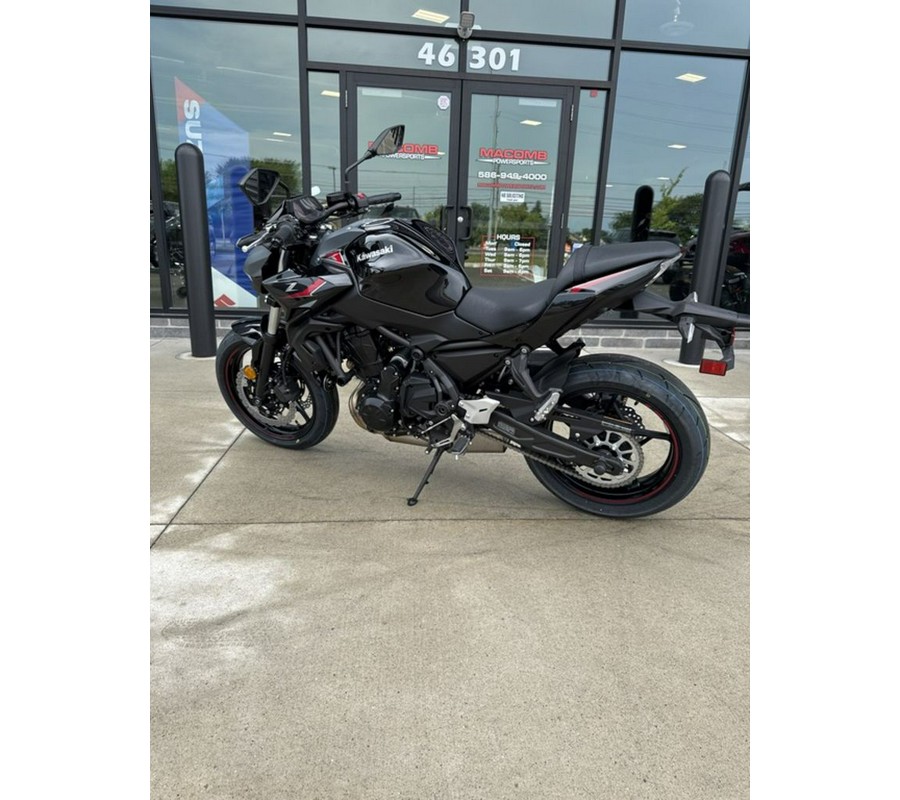 2025 Kawasaki Z650 Base