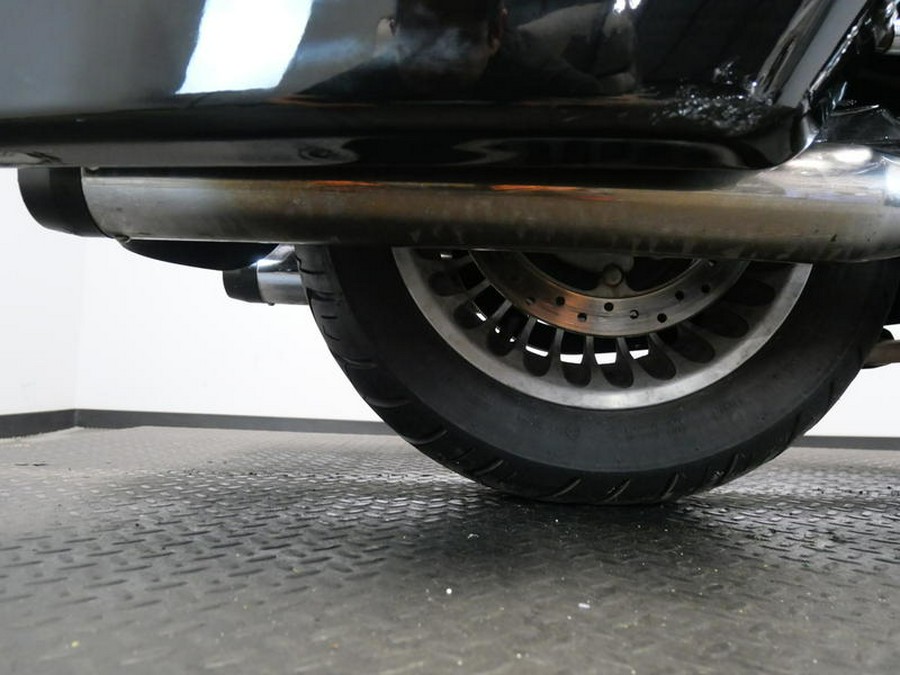 2011 Harley-Davidson® FLHTC - Electra Glide® Classic