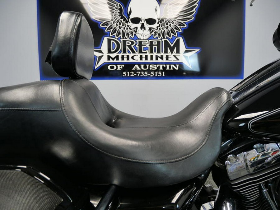 2011 Harley-Davidson® FLHTC - Electra Glide® Classic