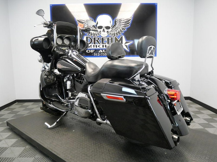 2011 Harley-Davidson® FLHTC - Electra Glide® Classic