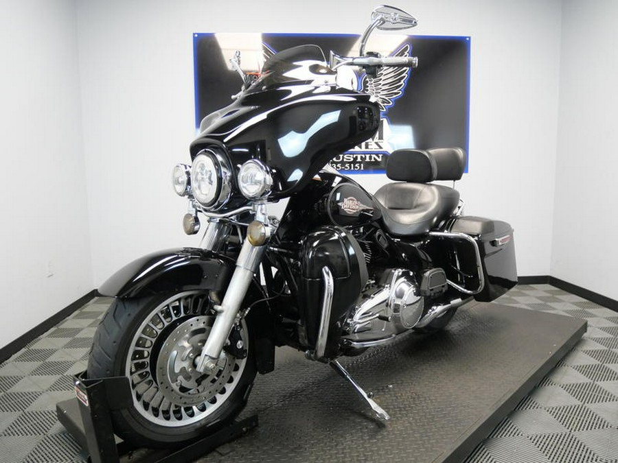 2011 Harley-Davidson® FLHTC - Electra Glide® Classic