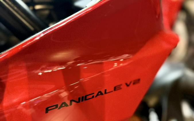 2026 Ducati PANIGALE V2
