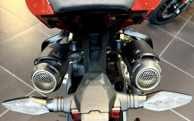 2026 Ducati PANIGALE V2