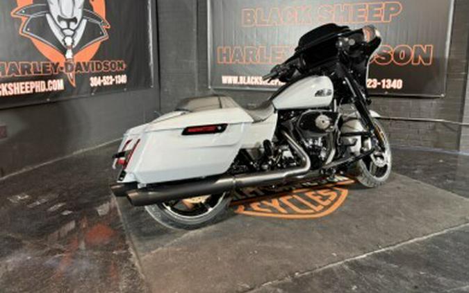 2026 Harley-Davidson Street Glide FLHX