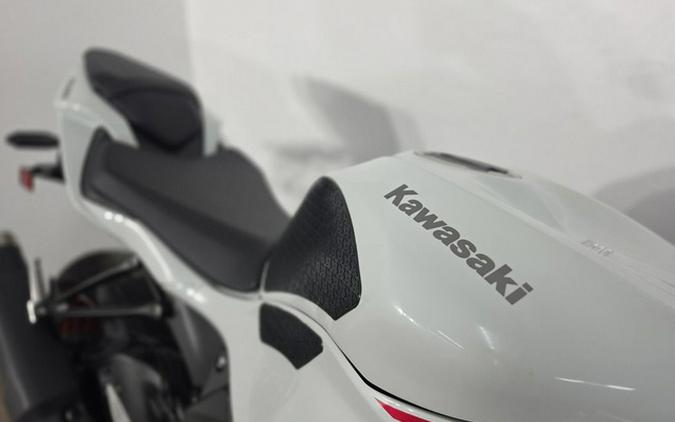2025 Kawasaki Ninja ZX-6R
