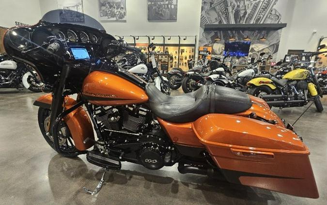 2019 Harley-Davidson Street Glide FLHXS - Special