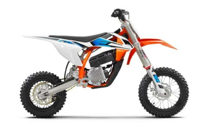 2020 KTM SX-E 5 First Ride Review: Electric Mini Motocrosser (15 Fast Facts)