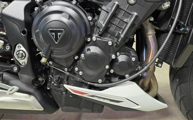 2024 Triumph Street Triple 765 R Crystal White
