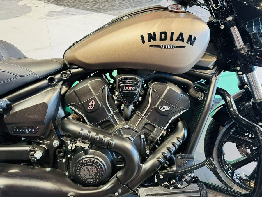 2025 Indian Motorcycle® Sport Scout® Limited +Tech Nara Bronze Metallic Smoke