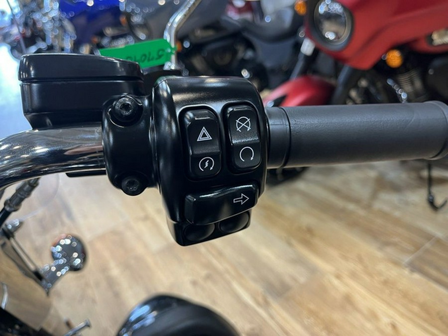 2016 Harley-Davidson FLRT - Freewheeler