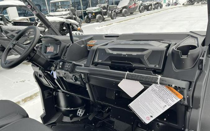 2026 Can-Am® Defender 6x6 XT HD10