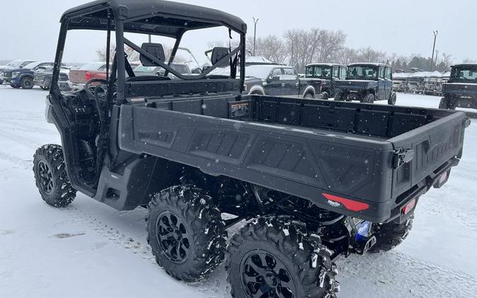 2026 Can-Am® Defender 6x6 XT HD10