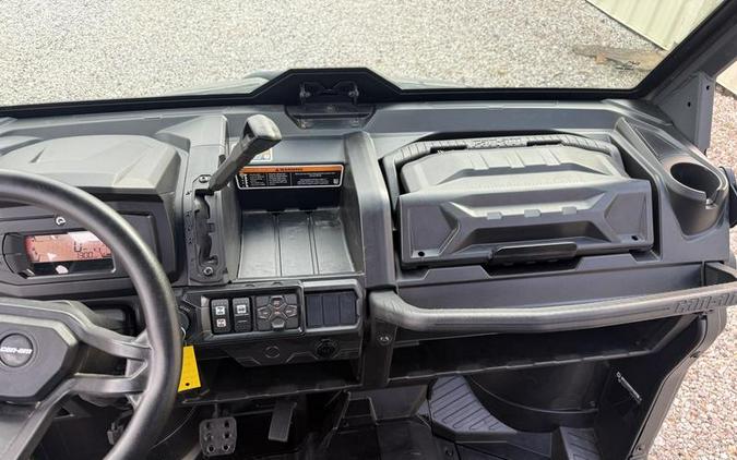 2024 Can-Am® Defender XT HD7