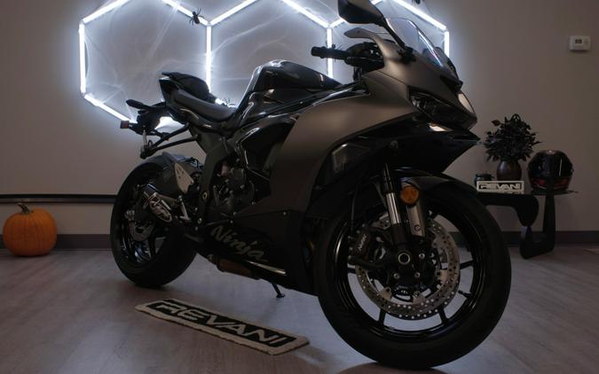 2026 KAWASAKI Ninja ZX-6R