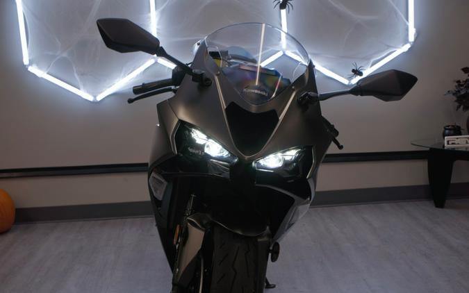 2026 KAWASAKI Ninja ZX-6R