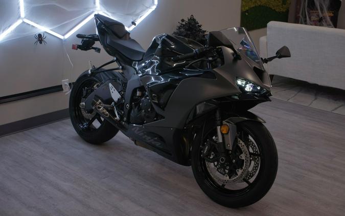2026 KAWASAKI Ninja ZX-6R