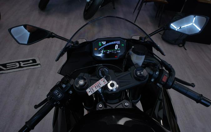 2026 KAWASAKI Ninja ZX-6R