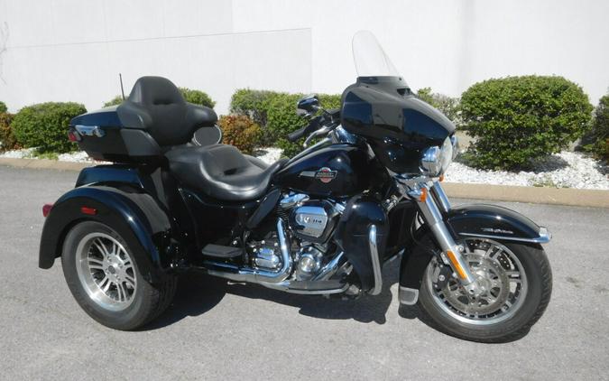 FLHTCUTG 2022 Tri Glide Ultra