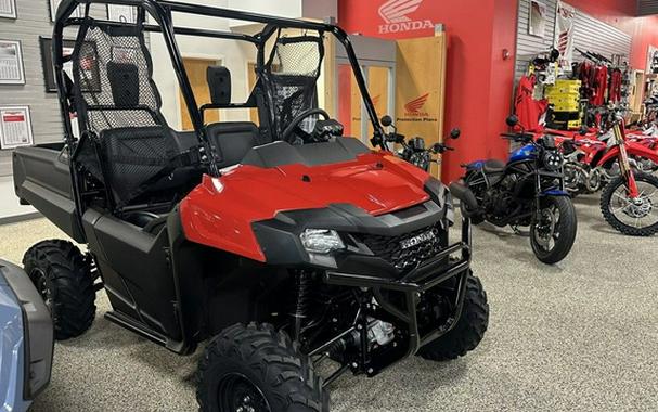 2025 Honda Pioneer 700