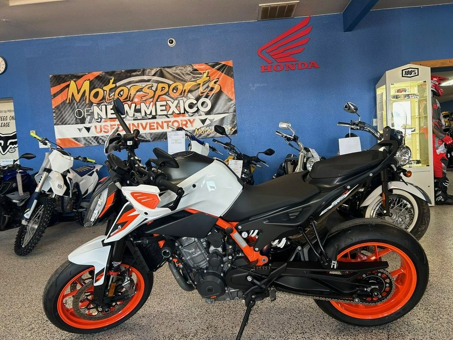 2021 KTM 890 Duke R