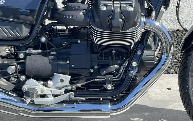 2024 Moto Guzzi V7 Special