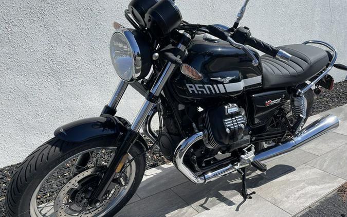 2024 Moto Guzzi V7 Special