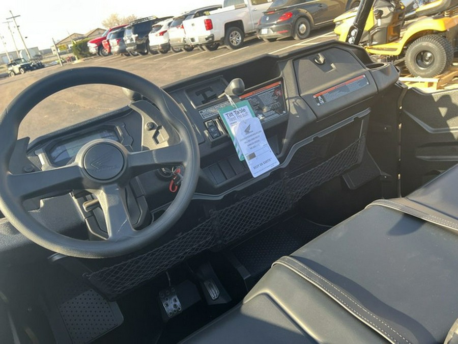 2025 Honda Pioneer 1000 Deluxe