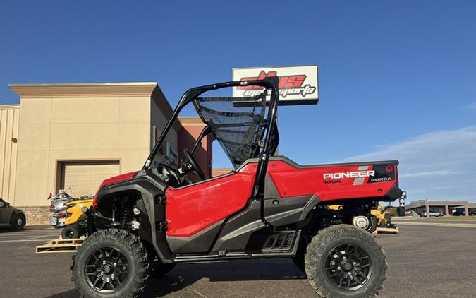 2025 Honda Pioneer 1000 Deluxe
