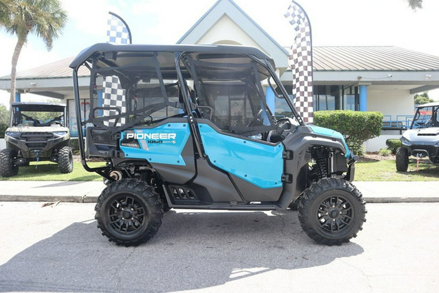 2025 Honda Pioneer 1000-5 Deluxe