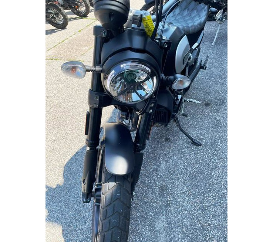 2023 Scrambler ICON DARK - Ducati