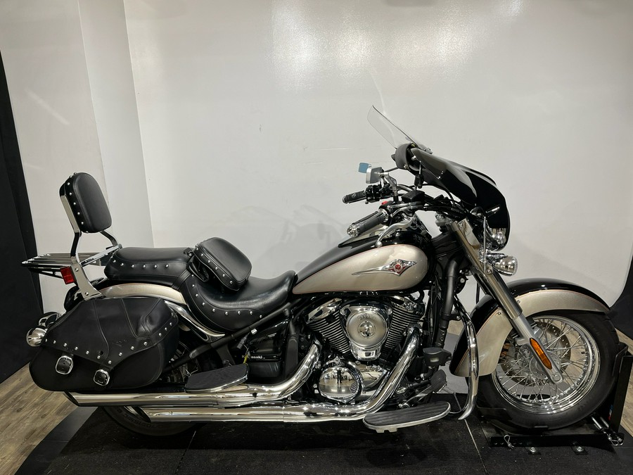 2011 Kawasaki Vulcan® 900 Classic LT
