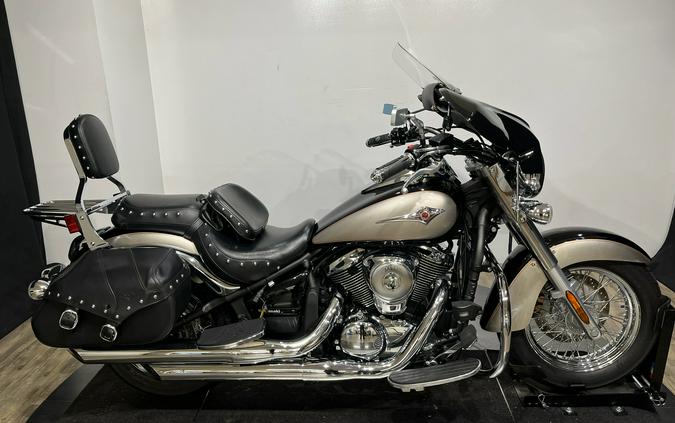 2011 Kawasaki Vulcan® 900 Classic LT