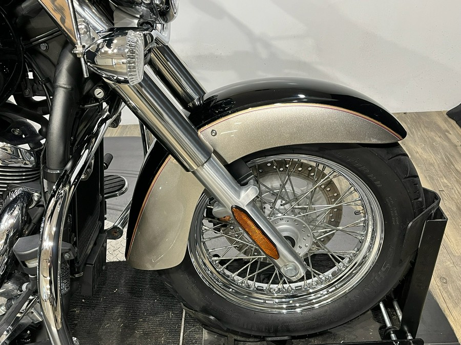 2011 Kawasaki Vulcan® 900 Classic LT
