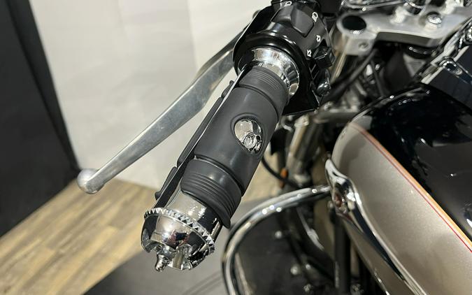 2011 Kawasaki Vulcan® 900 Classic LT