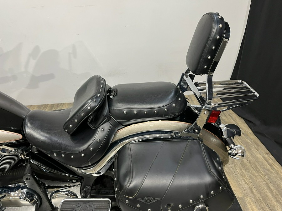 2011 Kawasaki Vulcan® 900 Classic LT