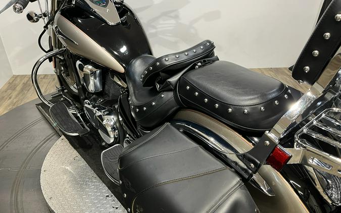 2011 Kawasaki Vulcan® 900 Classic LT