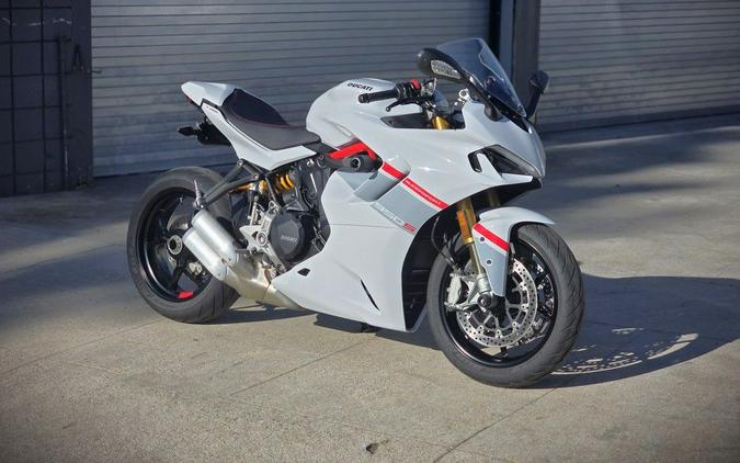 2024 Ducati SuperSport 950 S