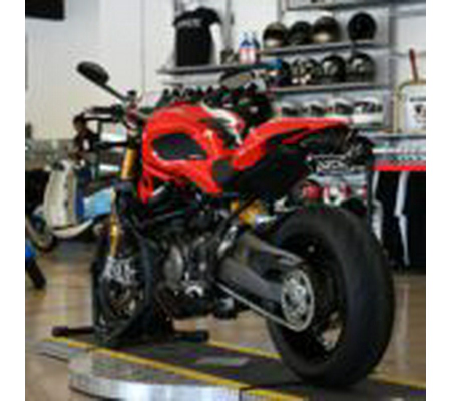 2016 Ducati Monster 1200S Stripe