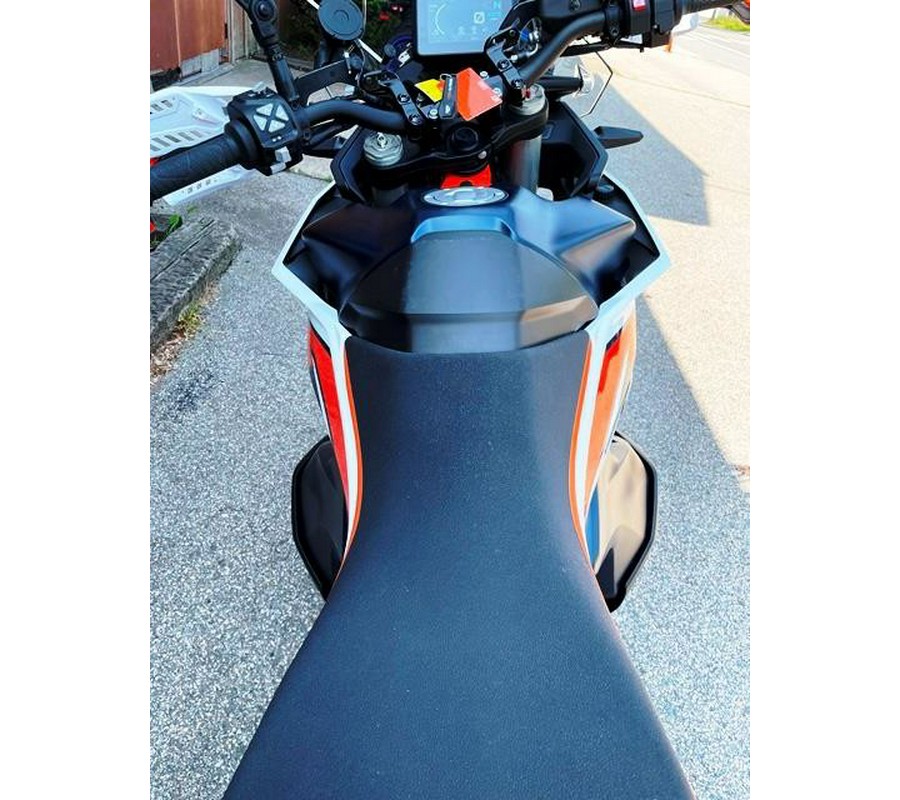 2023 890 Adventure R - KTM