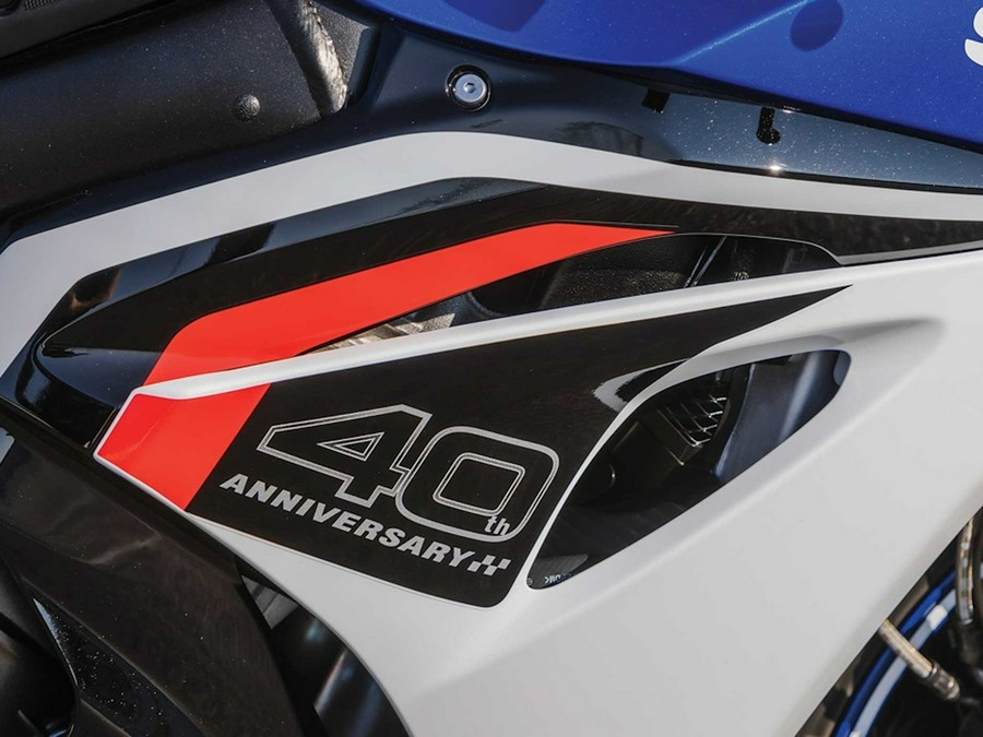 2027 Suzuki GSX-R1000RS 40th Anniversary Edition Candy Daring Red / Pearl Tech White