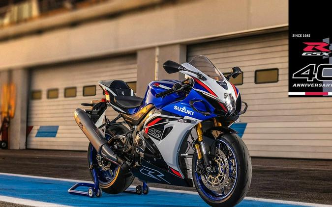 2027 Suzuki GSX-R1000RS 40th Anniversary Edition Candy Daring Red / Pearl Tech White