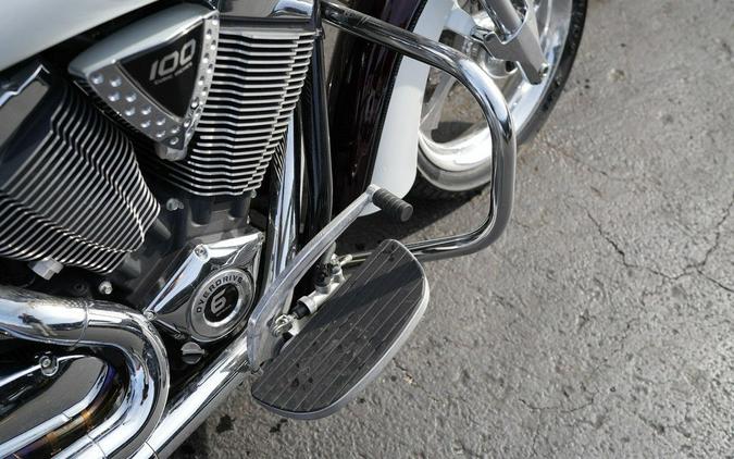 2009 Victory Motorcycles Kingpin
