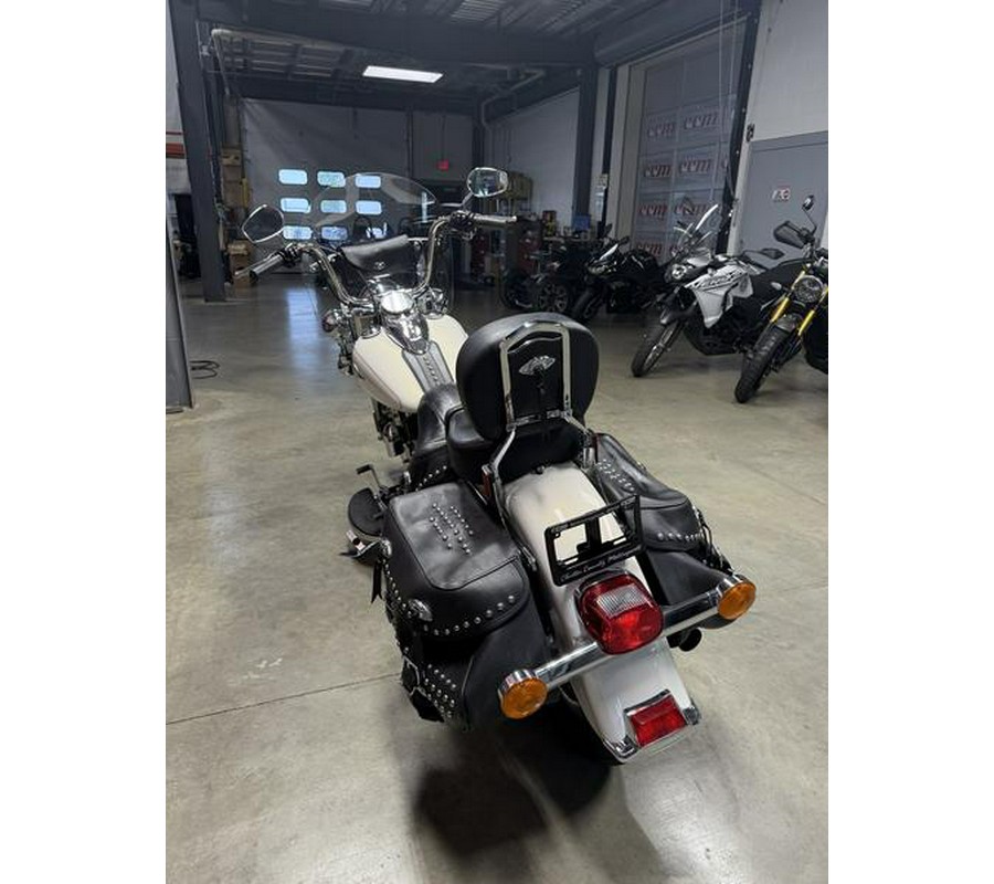 2015 Harley-Davidson® FLSTC - Heritage Softail® Classic