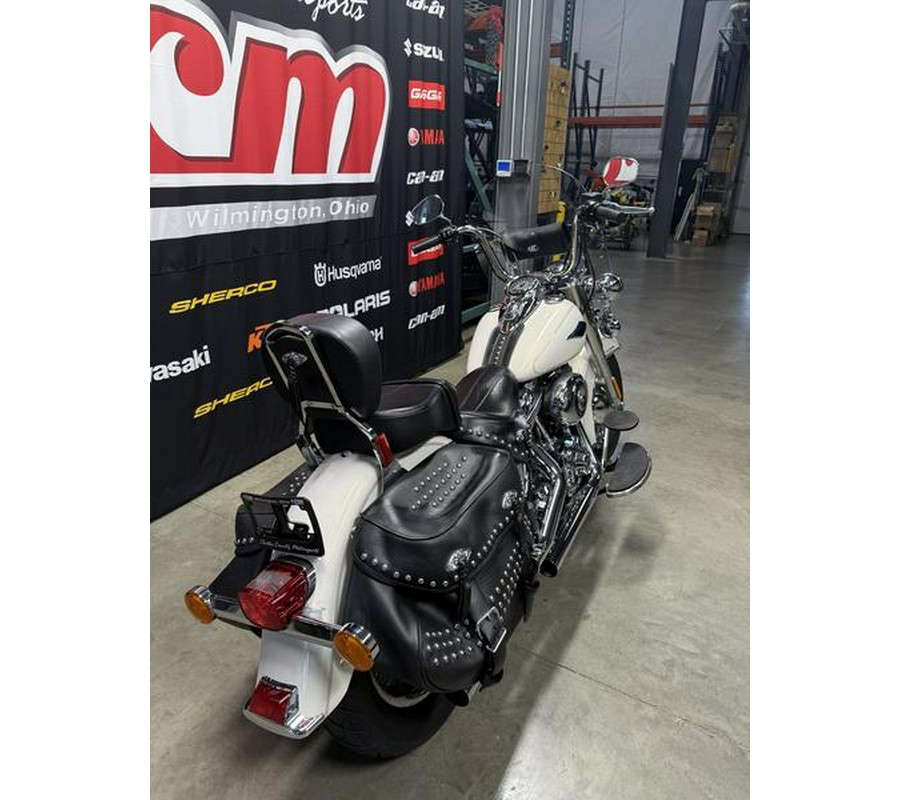 2015 Harley-Davidson® FLSTC - Heritage Softail® Classic