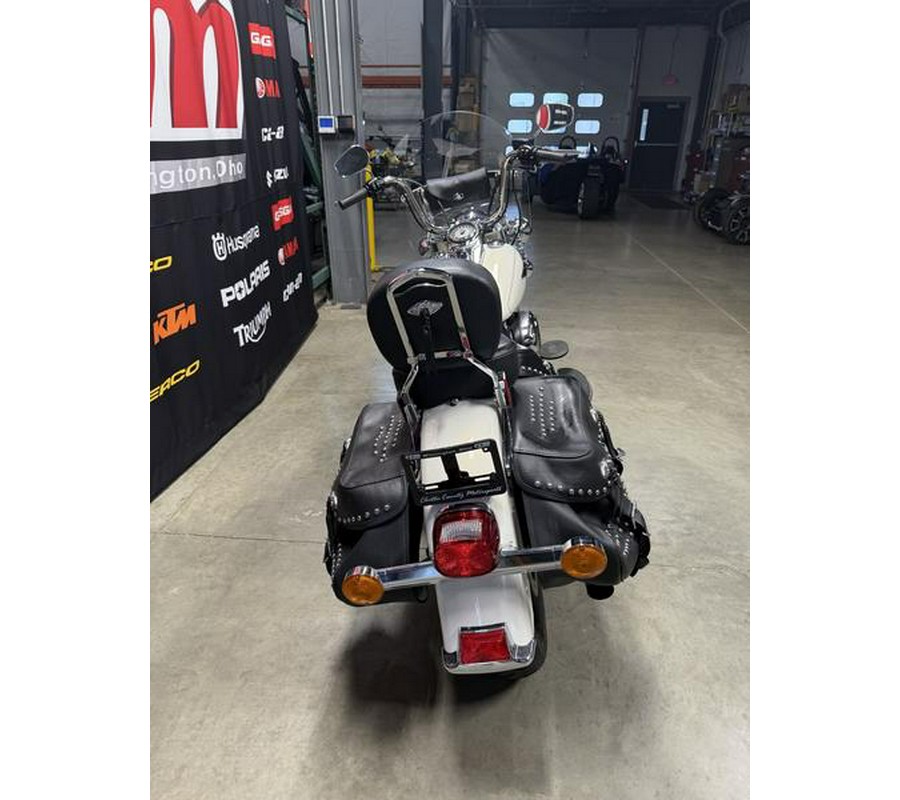 2015 Harley-Davidson® FLSTC - Heritage Softail® Classic
