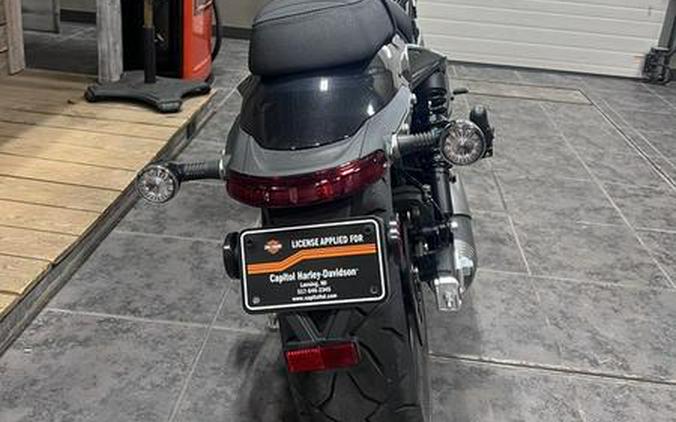 2025 Moto Morini® Calibro 700