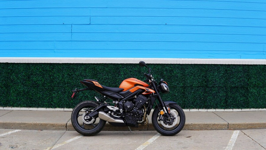 2025 Triumph Street Triple 765 R