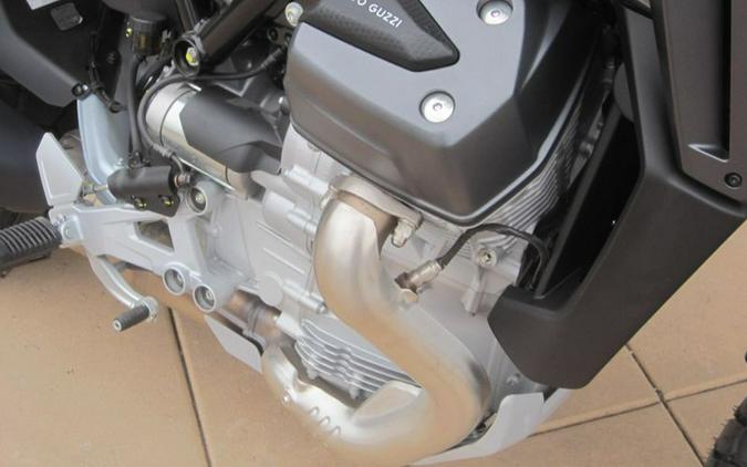 New 2025 Moto Guzzi Stelvio Base