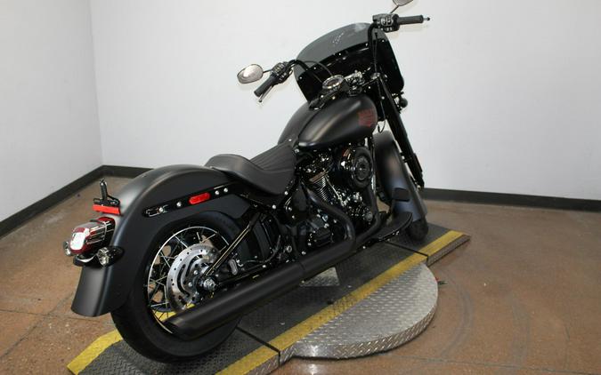 2026 Harley-Davidson® Deadwood™ Black Denim