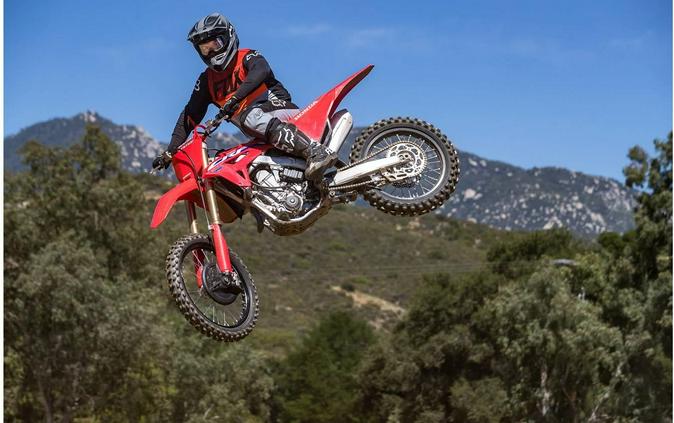 2021 Honda CRF450R Review (12 First Ride Fast Facts from Glen Helen)